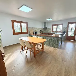 https://villa-lucia-benalmadena-costa.1costadelsol.com